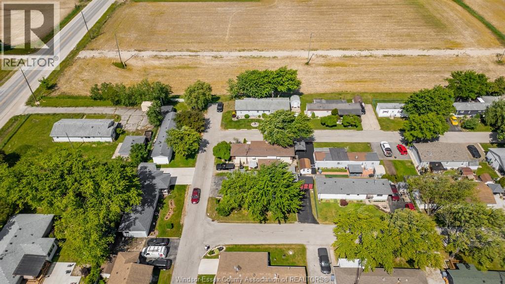 110 BROOKS BLVD - 30