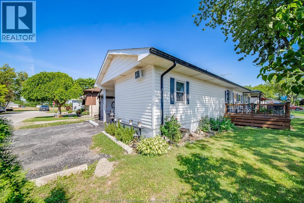 110 BROOKS BLVD - 28