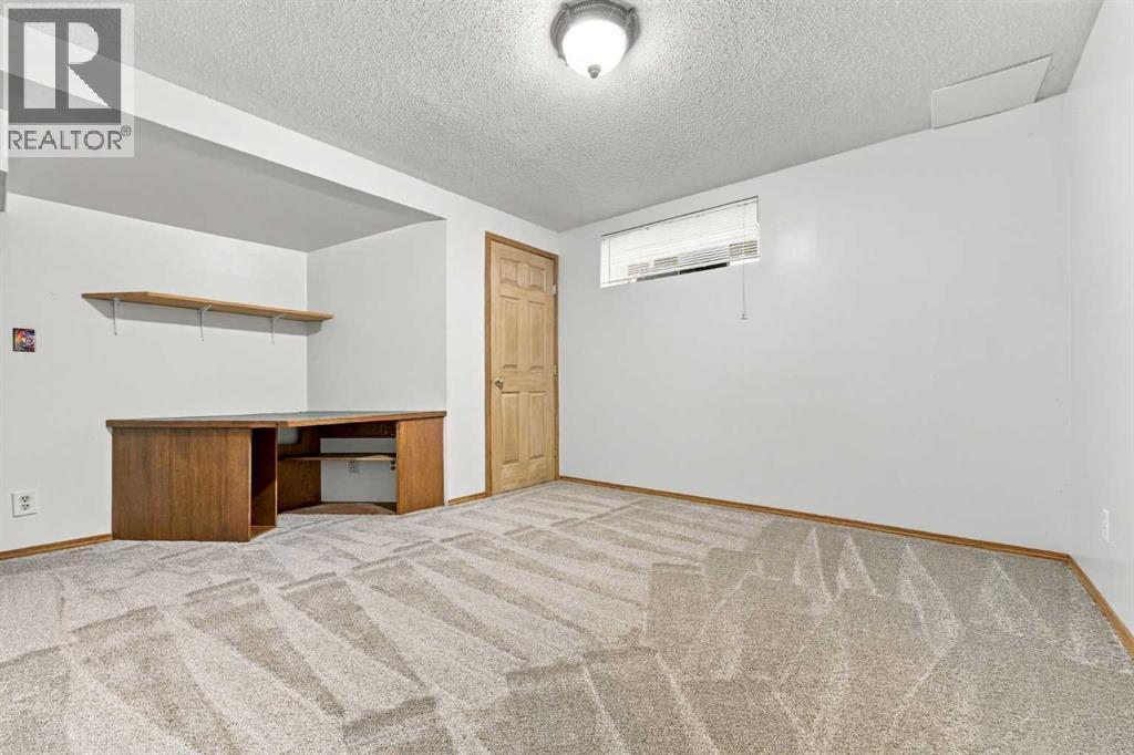 760 Riverbend Drive SE - photo 37