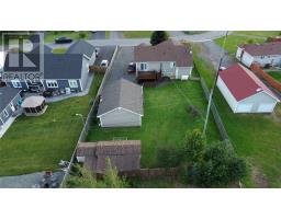67 Marshalls Drive thumbnail 4