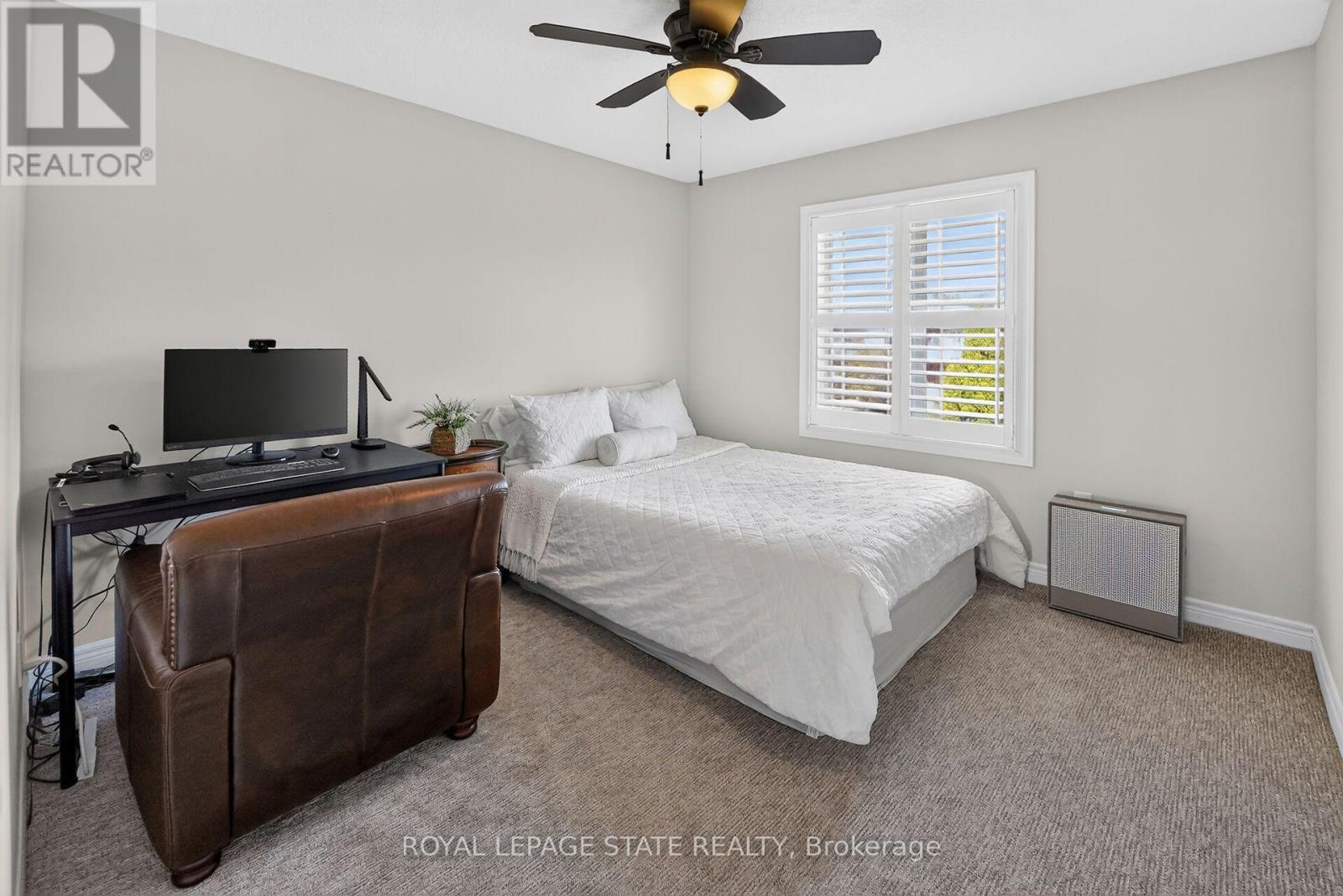 69 SUMNER CRESCENT - 25