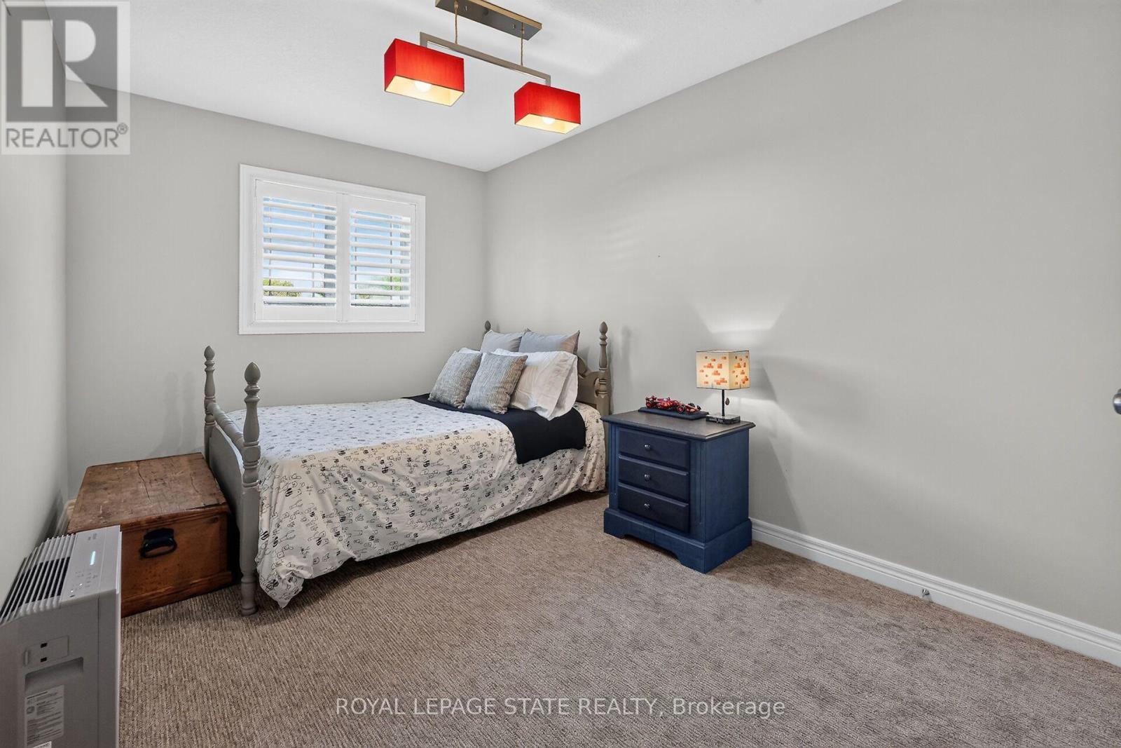 69 SUMNER CRESCENT - 27