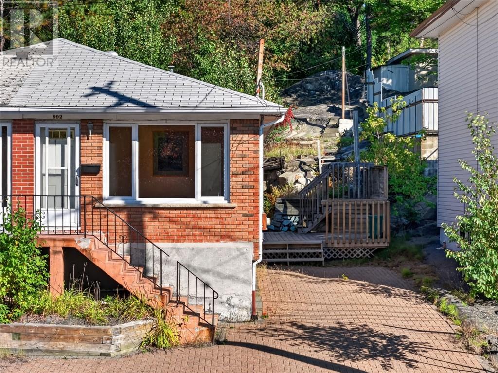 Property for sale at 992 Martindale