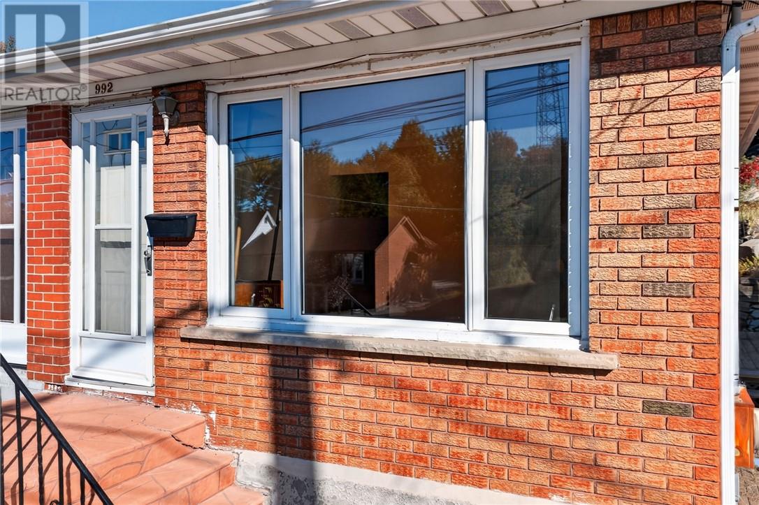 992 Martindale - 4