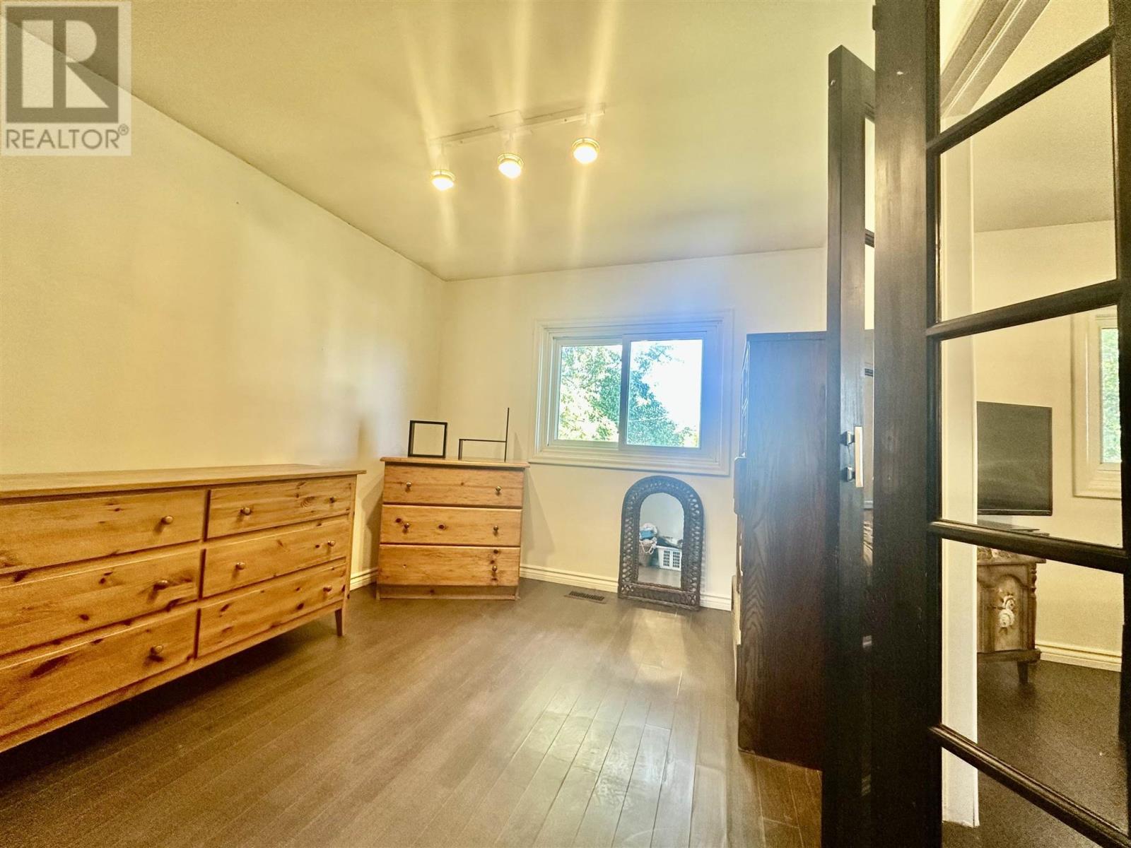 622 Placid AVE - 23