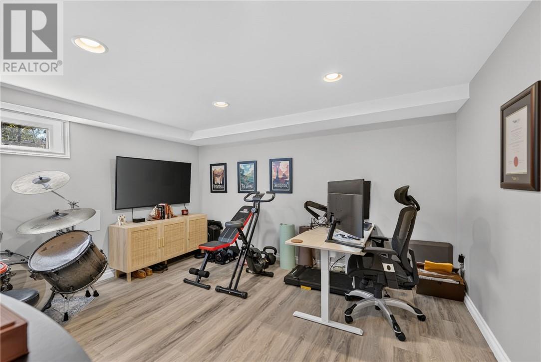 503 McNeill Boulevard - Image 59
