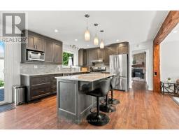 Kitchen - 74399 Cardinal Court, Bluewater, ON N0M1G0 Photo 8