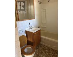 23 Gresley Court E, Thunder Bay, ON P7A1S8 Photo 11