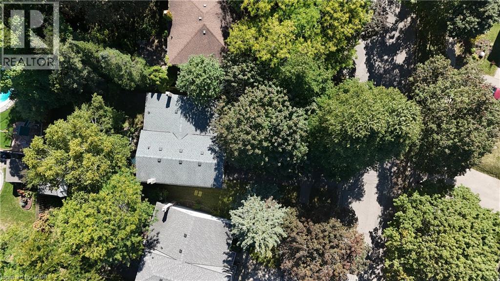 34 GLEN PARK Crescent - 41