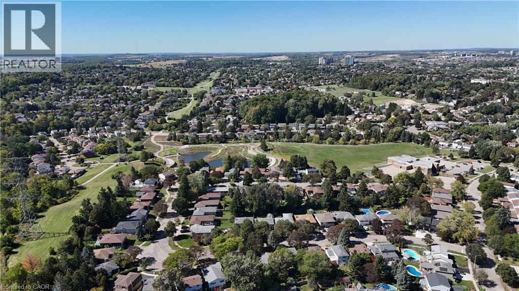 34 GLEN PARK Crescent - 44