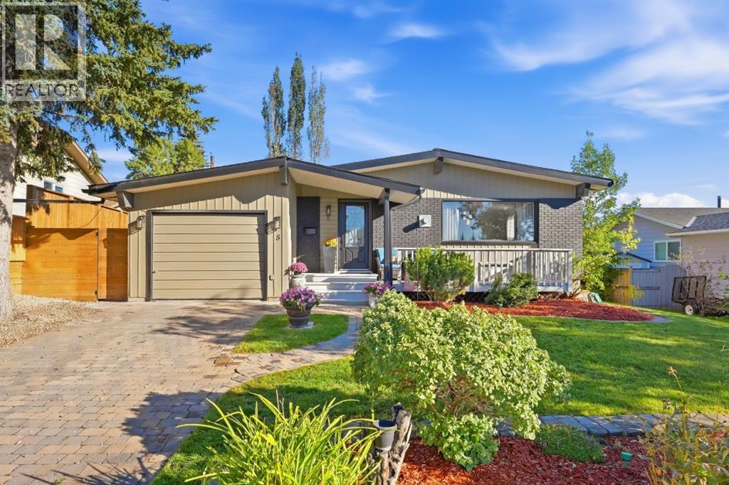 5 Lake Huron Bay SE, Calgary