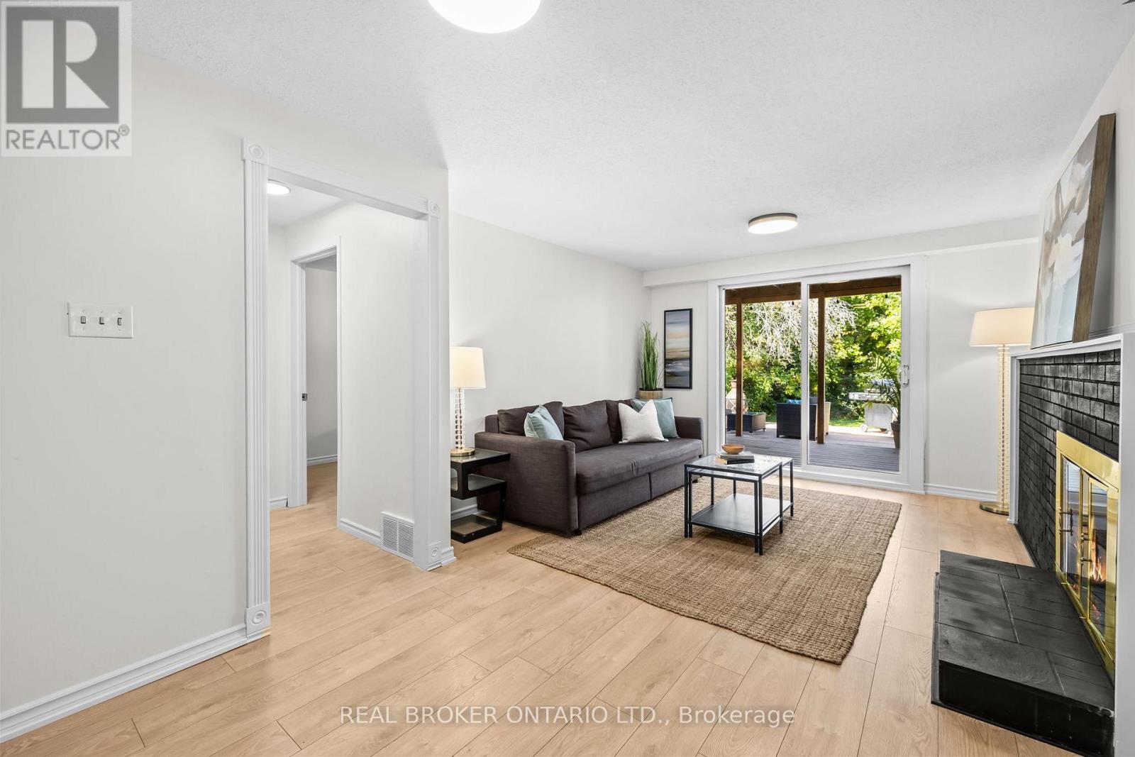 129 WOODFIELD DRIVE - 17