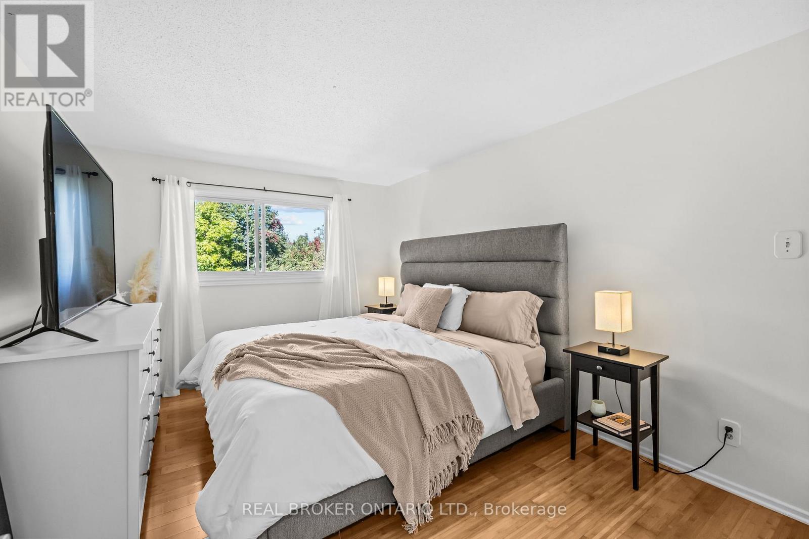 129 WOODFIELD DRIVE - 22
