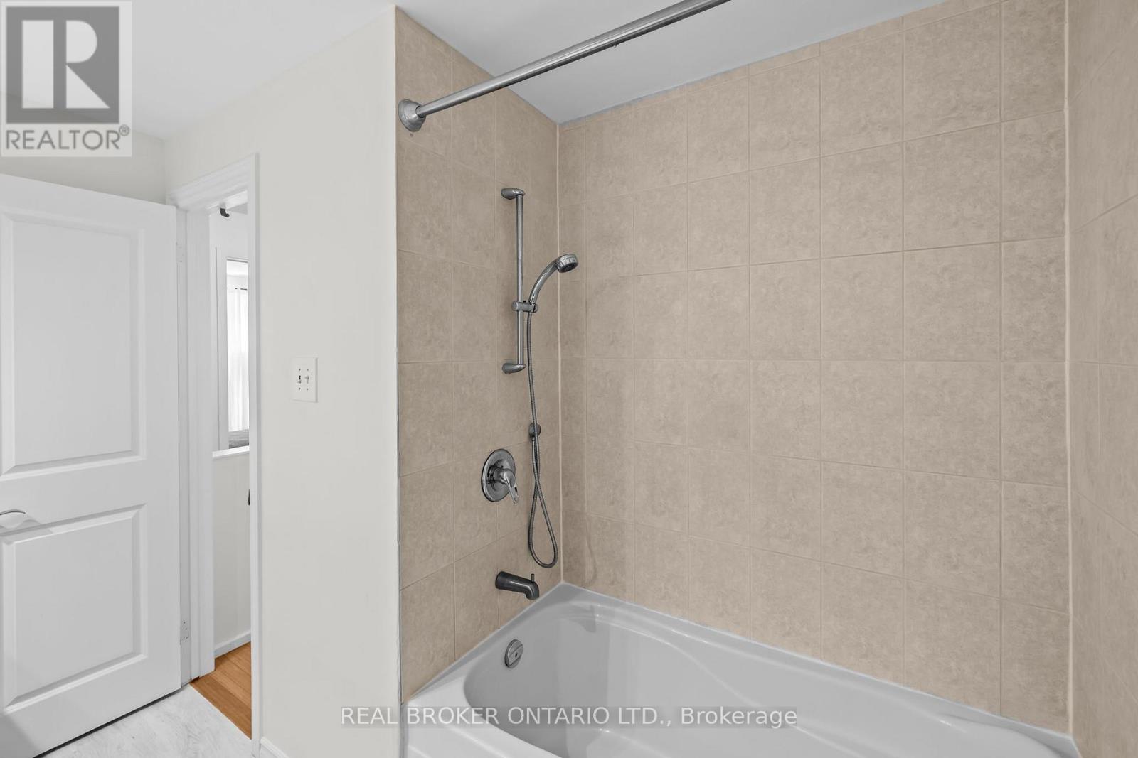 129 WOODFIELD DRIVE - Image 25
