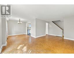 Dining room - 60 Tybalt Crescent, Ottawa, ON K2H8J5 Photo 6