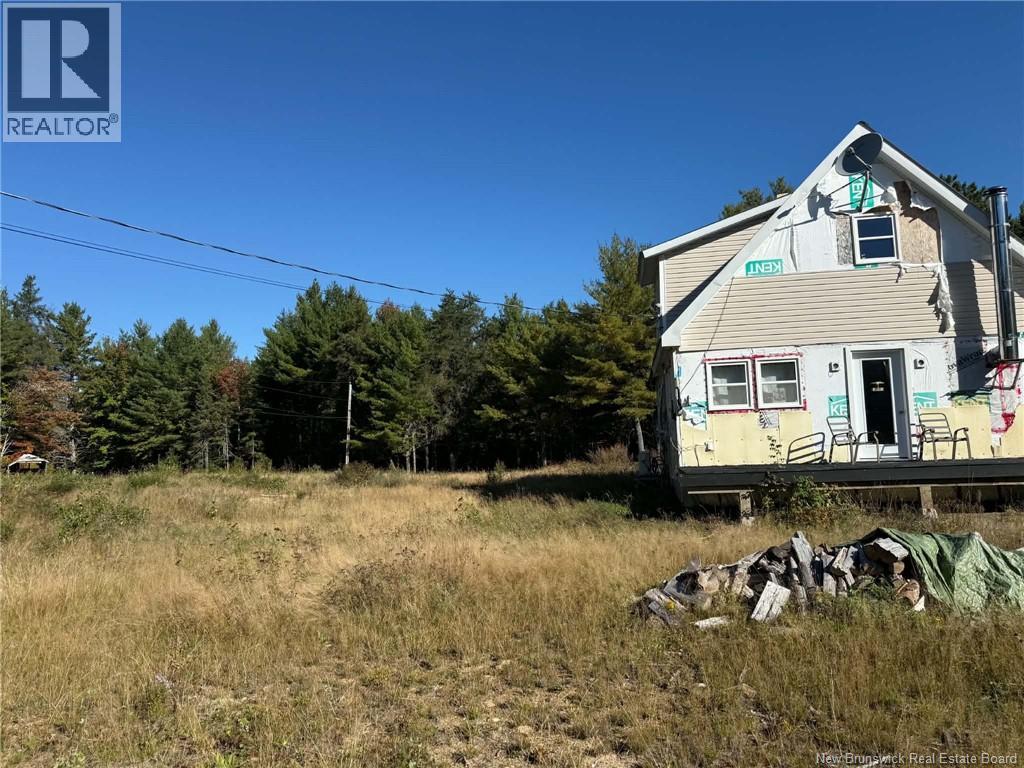 886 Cains River Road - 2