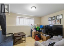 24 Hopedale Crescent thumbnail 19