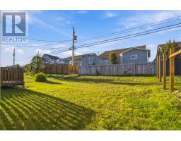 24 Hopedale Crescent thumbnail 25
