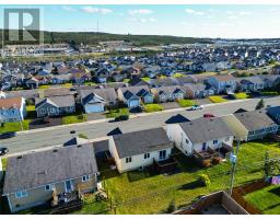 24 Hopedale Crescent thumbnail 30