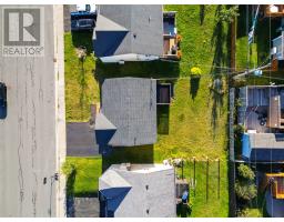 24 Hopedale Crescent thumbnail 32