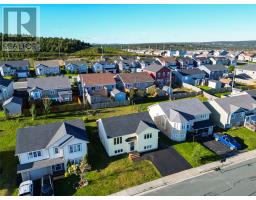 24 Hopedale Crescent thumbnail 33