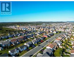 24 Hopedale Crescent thumbnail 38