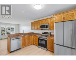 24 Hopedale Crescent thumbnail 7