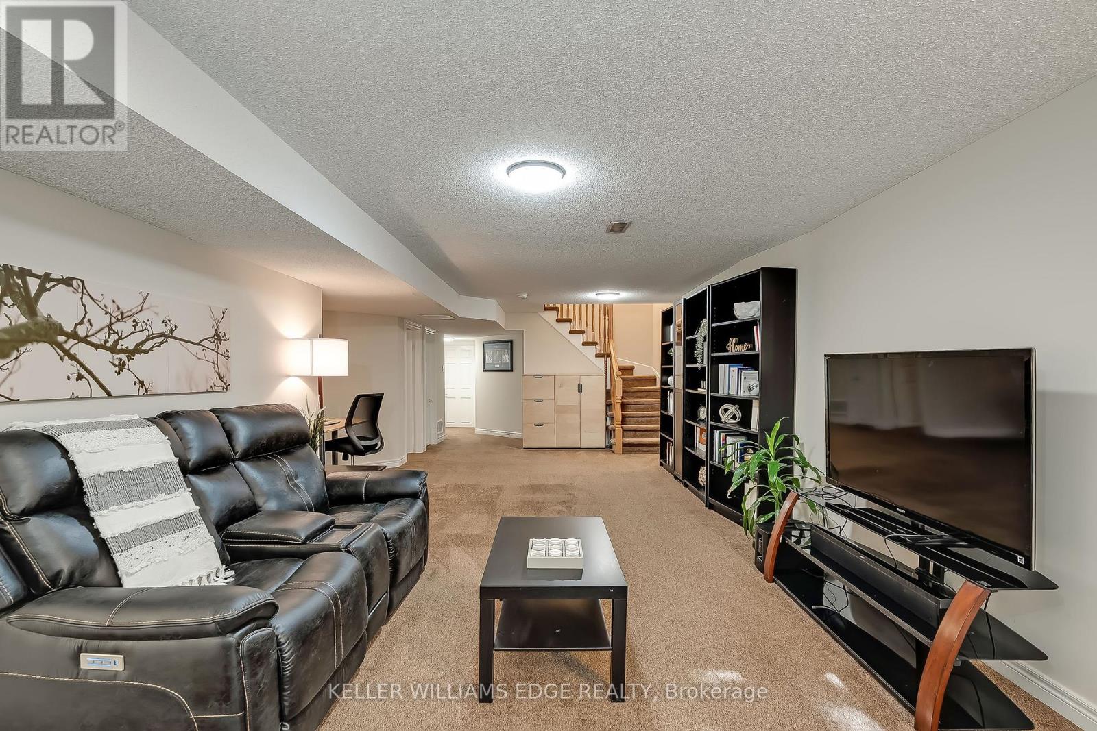#78 1169 DORVAL AVENUE - 25