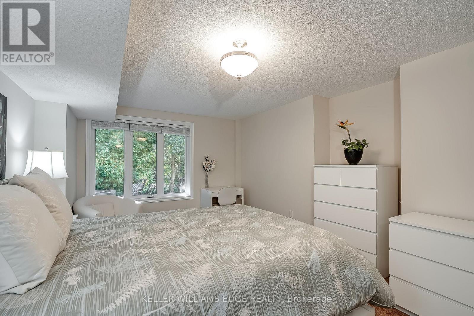 #78 1169 DORVAL AVENUE - 28