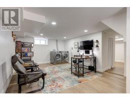 24 Stahl Avenue, Kitchener, ON N2H5R6 Photo 33