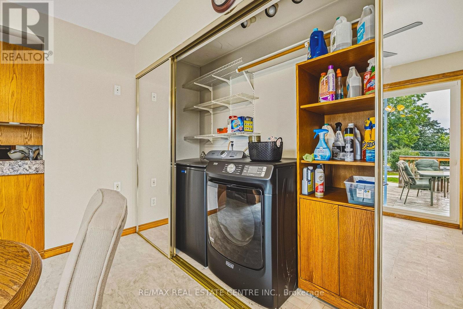 950 HAMILTON STREET - 19