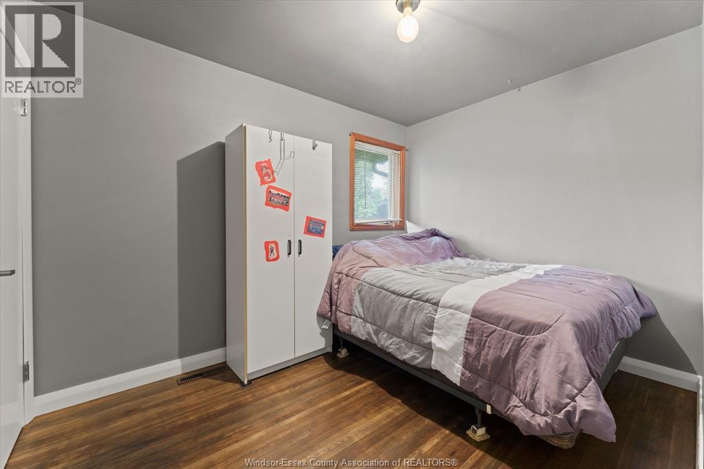 3189 MCKAY - 16