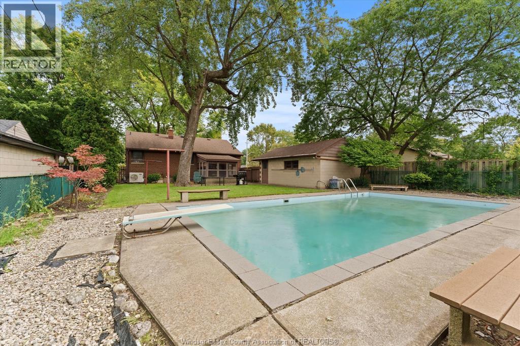 3189 MCKAY - Image 32