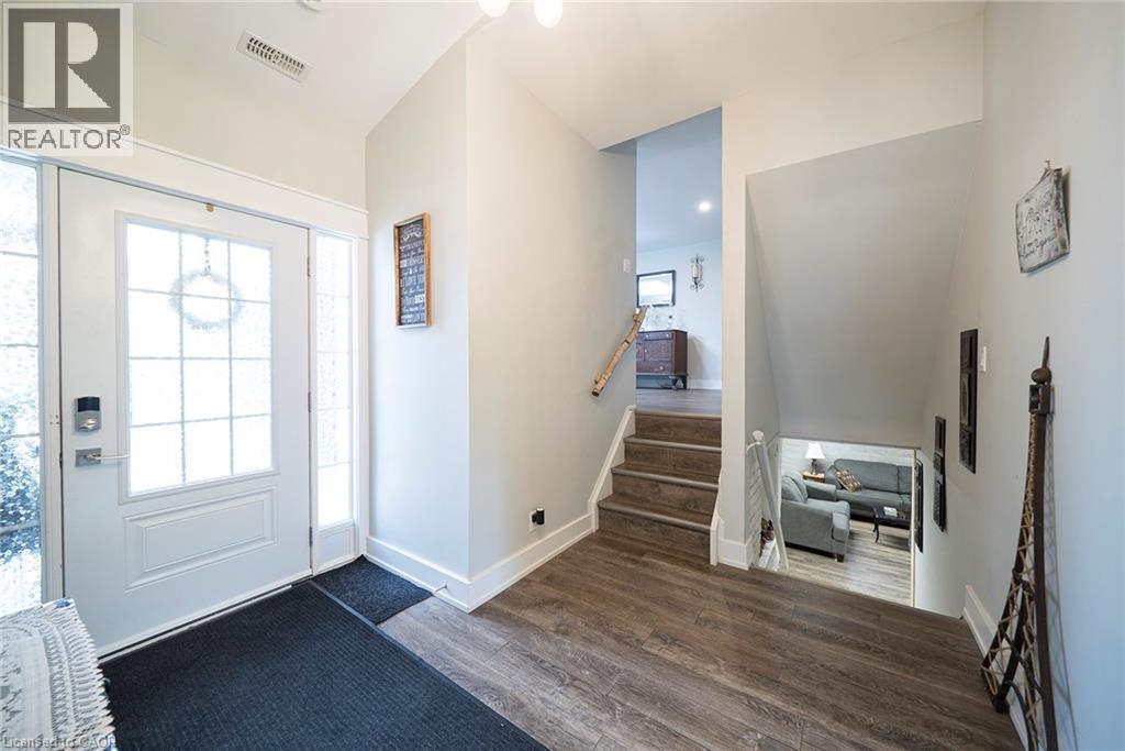 260 OWEN Street - 6