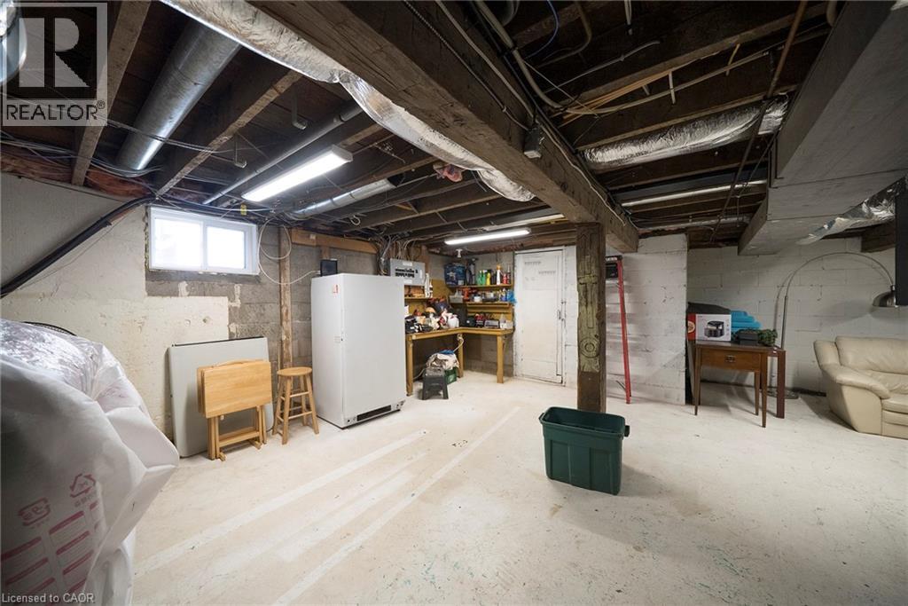 260 OWEN Street - Image 27