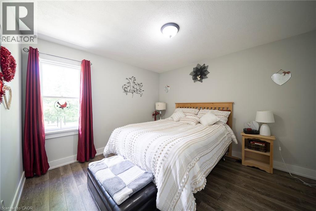 260 OWEN Street - 16