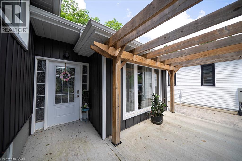 260 OWEN Street - 3