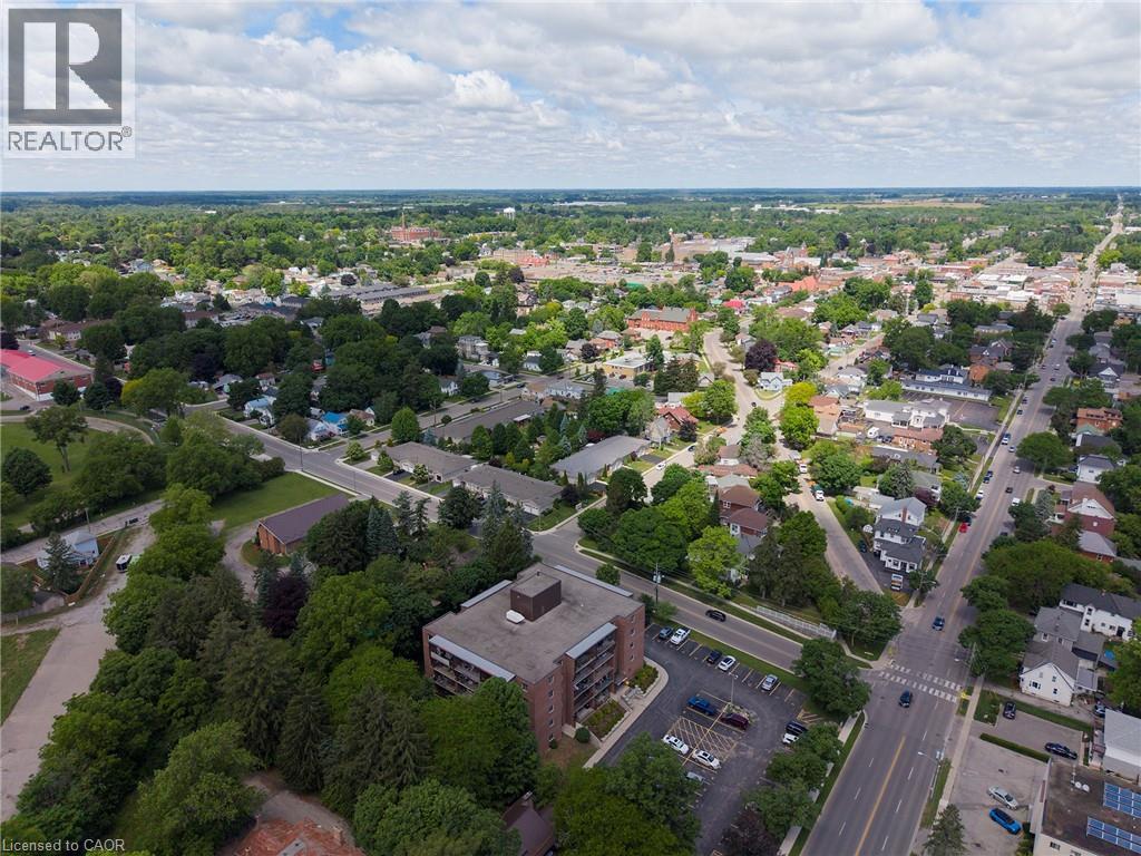 260 OWEN Street - 31