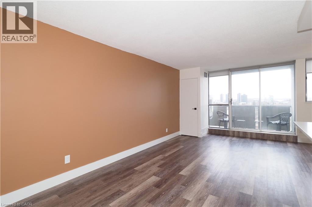 #1105 375 KING Street N - 9
