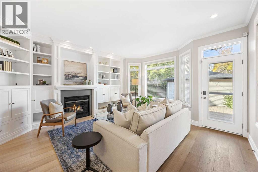 608 24 Avenue SW - photo 17