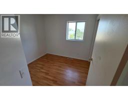 3pc Bathroom - 155 Applefield Close Se, Calgary, AB T2A7P9 Photo 12