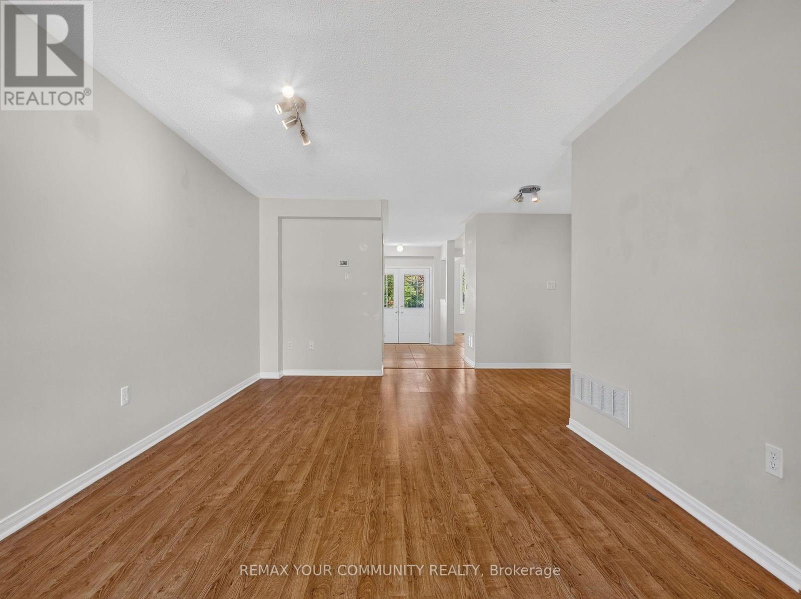265 SPRUCEWOOD CRESCENT - 19