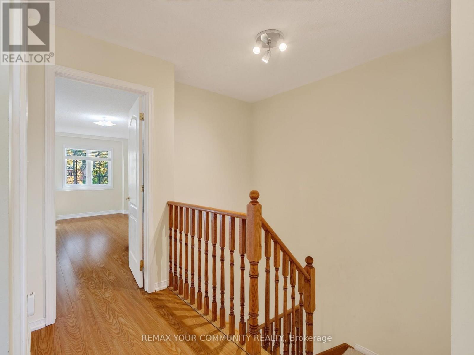 265 SPRUCEWOOD CRESCENT - 24