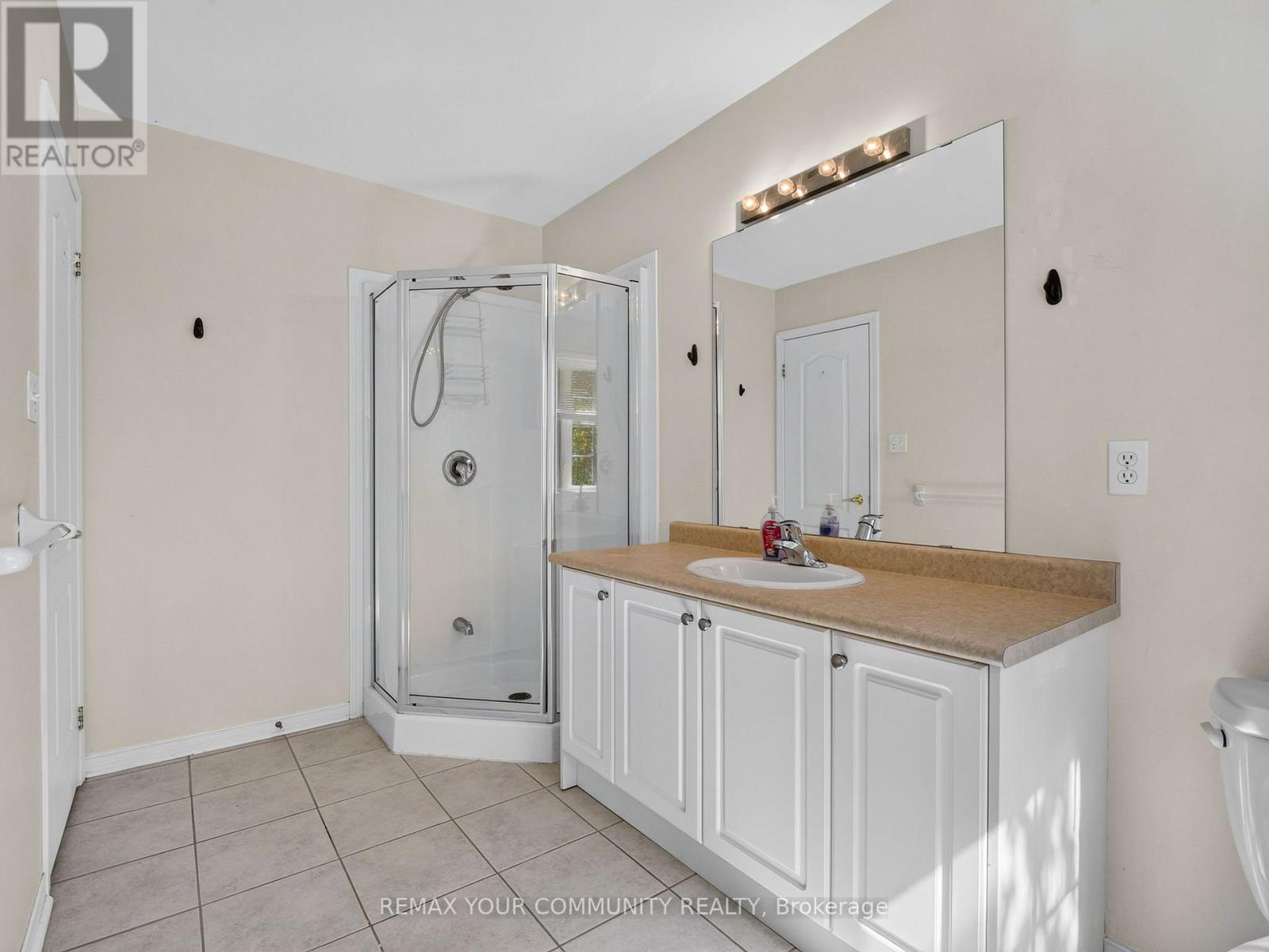 265 SPRUCEWOOD CRESCENT - Image 32