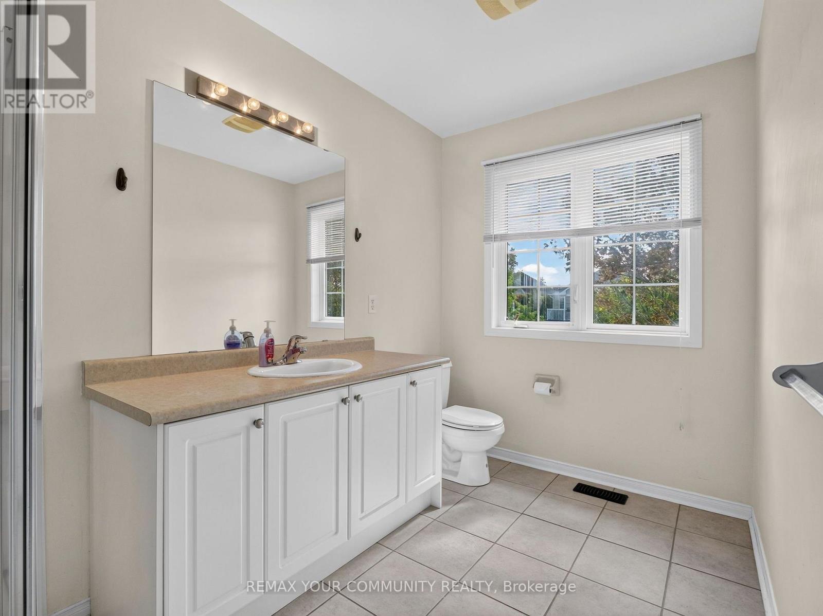 265 SPRUCEWOOD CRESCENT - 33