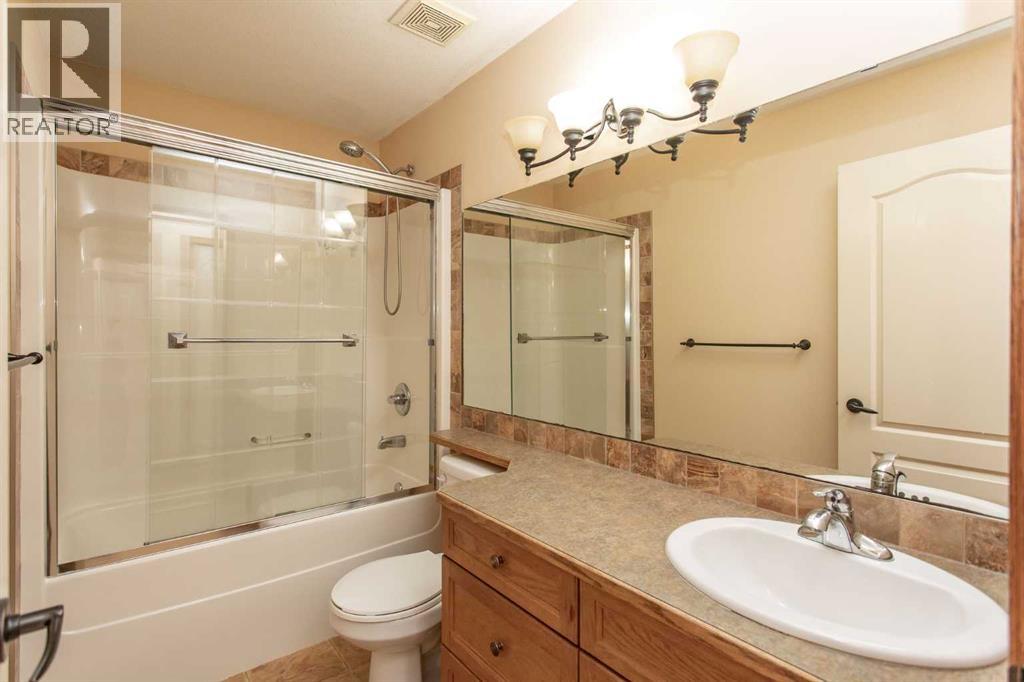 4 Piece Bath on the lower level