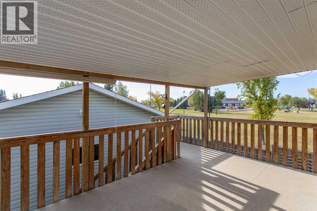 Covered back deck