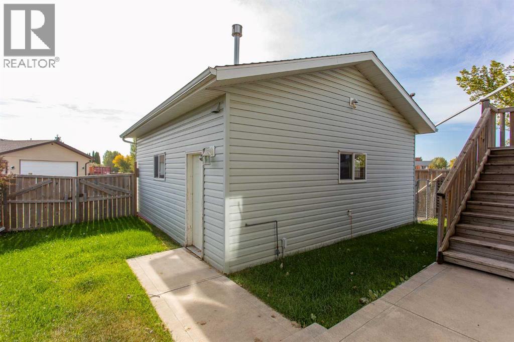 Double Detached Heated Garage