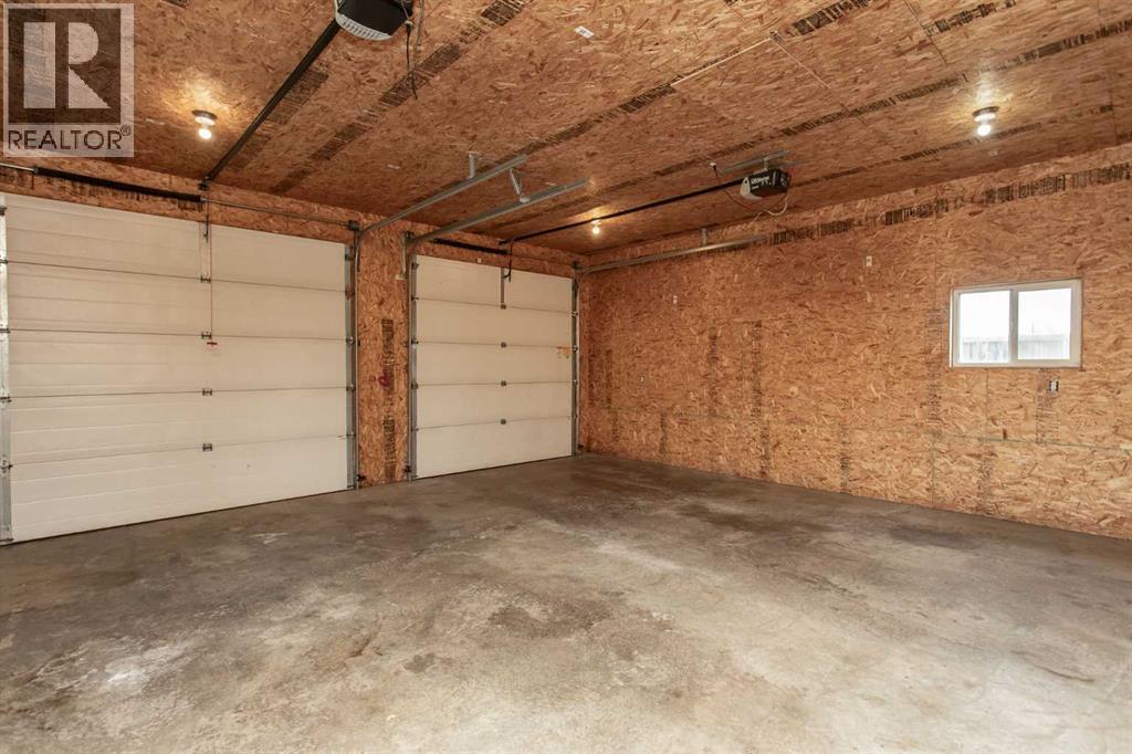 Detached Garage