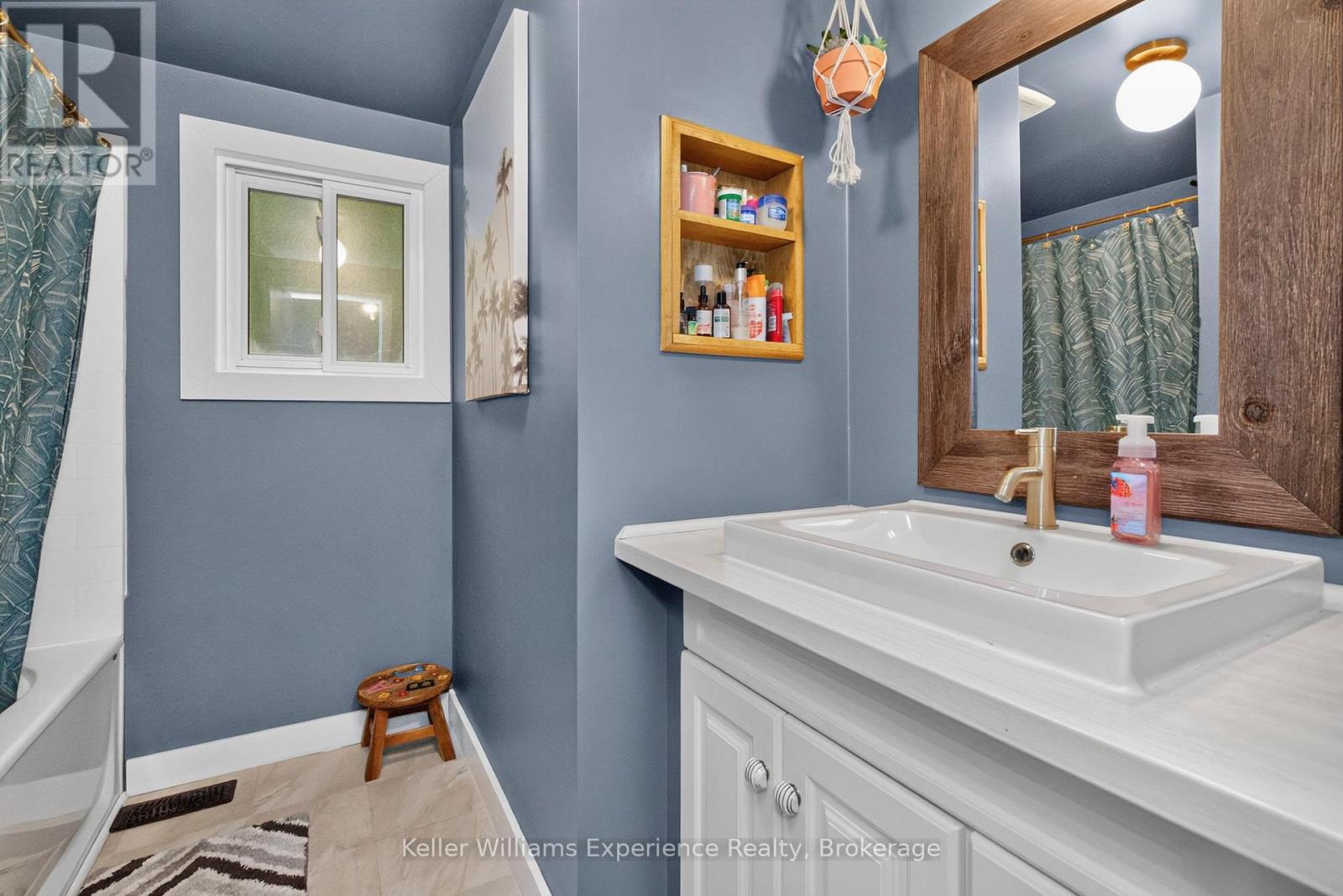 769 PRATT AVENUE - Image 16
